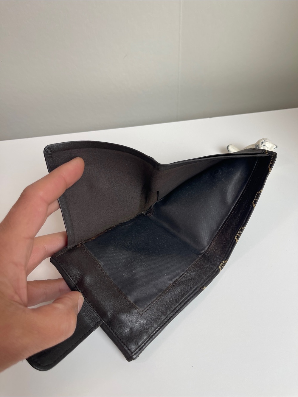 Longchamp Leather Wallet - Picture 14 of 16